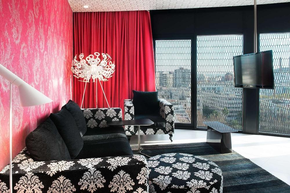 Hotel Barceló Raval 4*